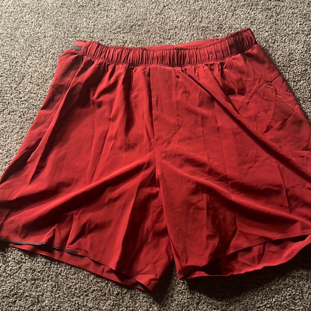 Men  Lululemon surge shorts